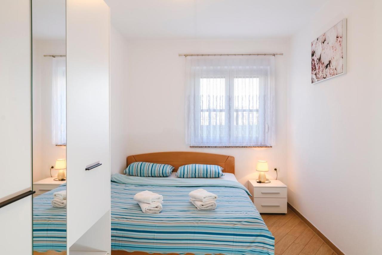 Apartments Mirela Κόπερ Εξωτερικό φωτογραφία